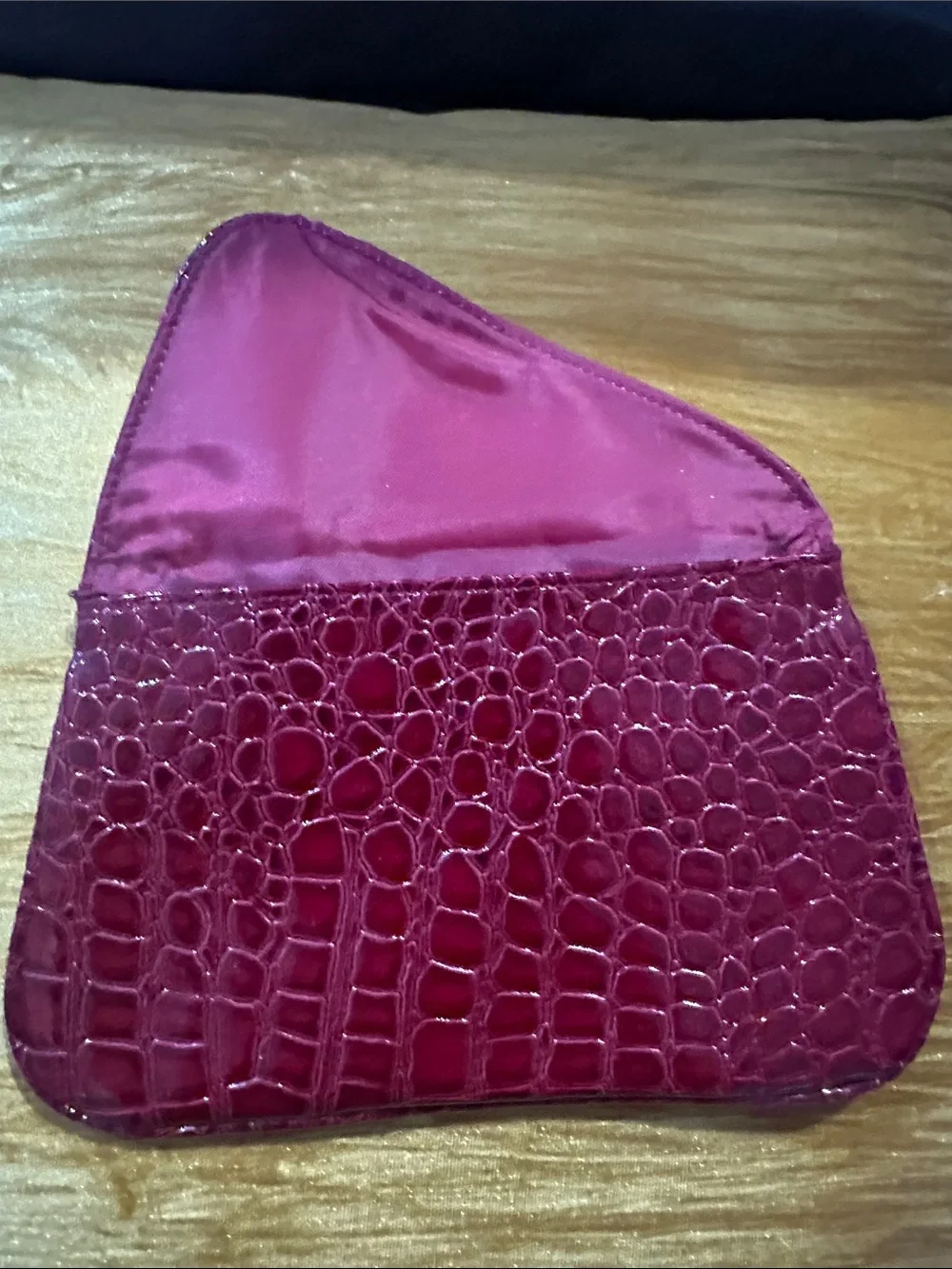 Bare Escentuals Elegant Croc-Embossed Wine Red Envelope Clutch Women Bags